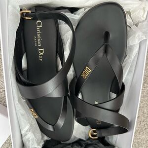 Dior slides